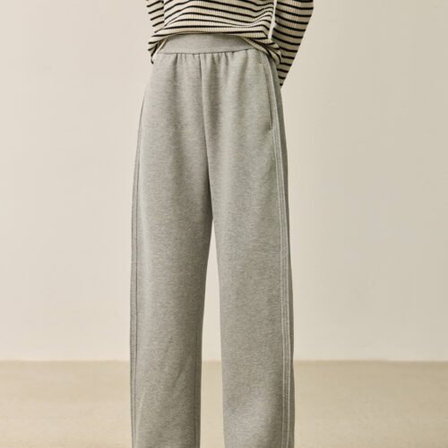 Relaxed Athletic Banana Pants